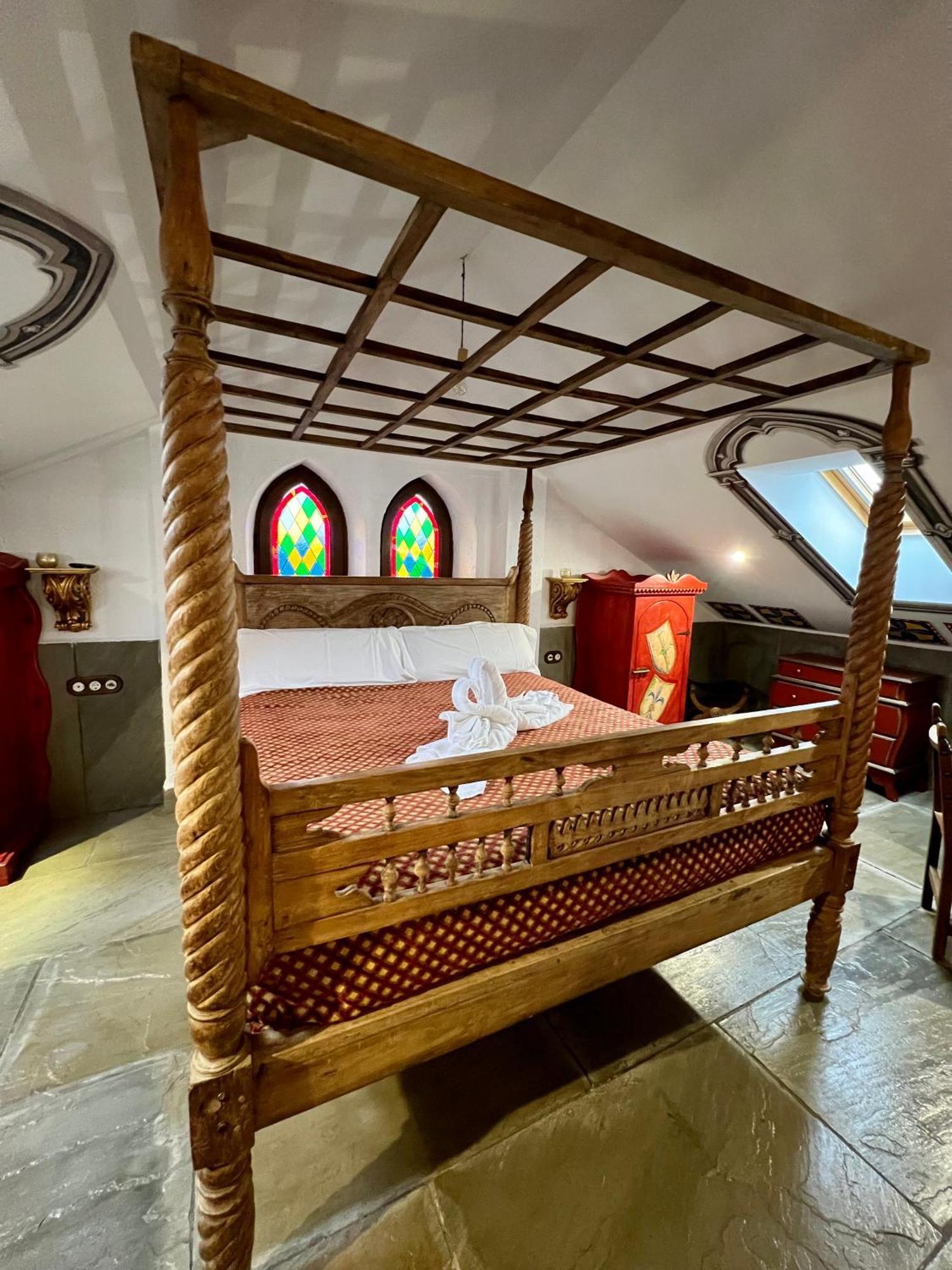 Posada La Leyenda Σαντιγιάνα ντελ Μαρ Εξωτερικό φωτογραφία